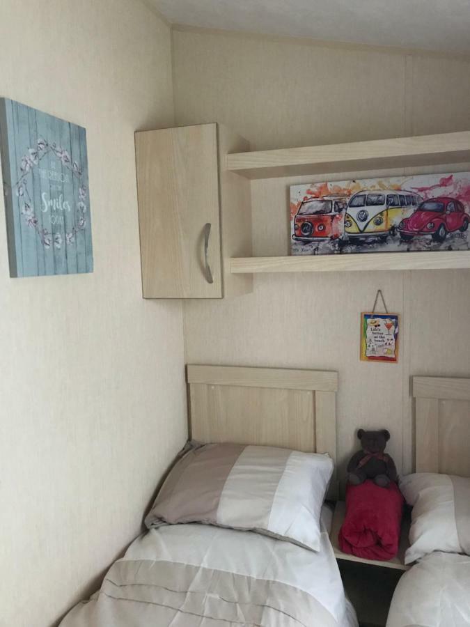 Take Me To The Beach At J&S Caravan Holidays Newquay Bay Resort Saint Columb Minor エクステリア 写真
